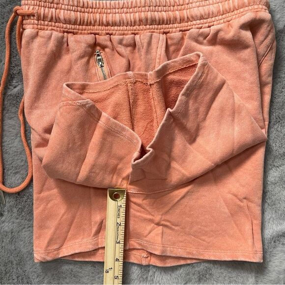 🔥 NWT BLANKNYC “Power Hour” Cotton Shorts – Size M 🔥 - Picture 12 of 13